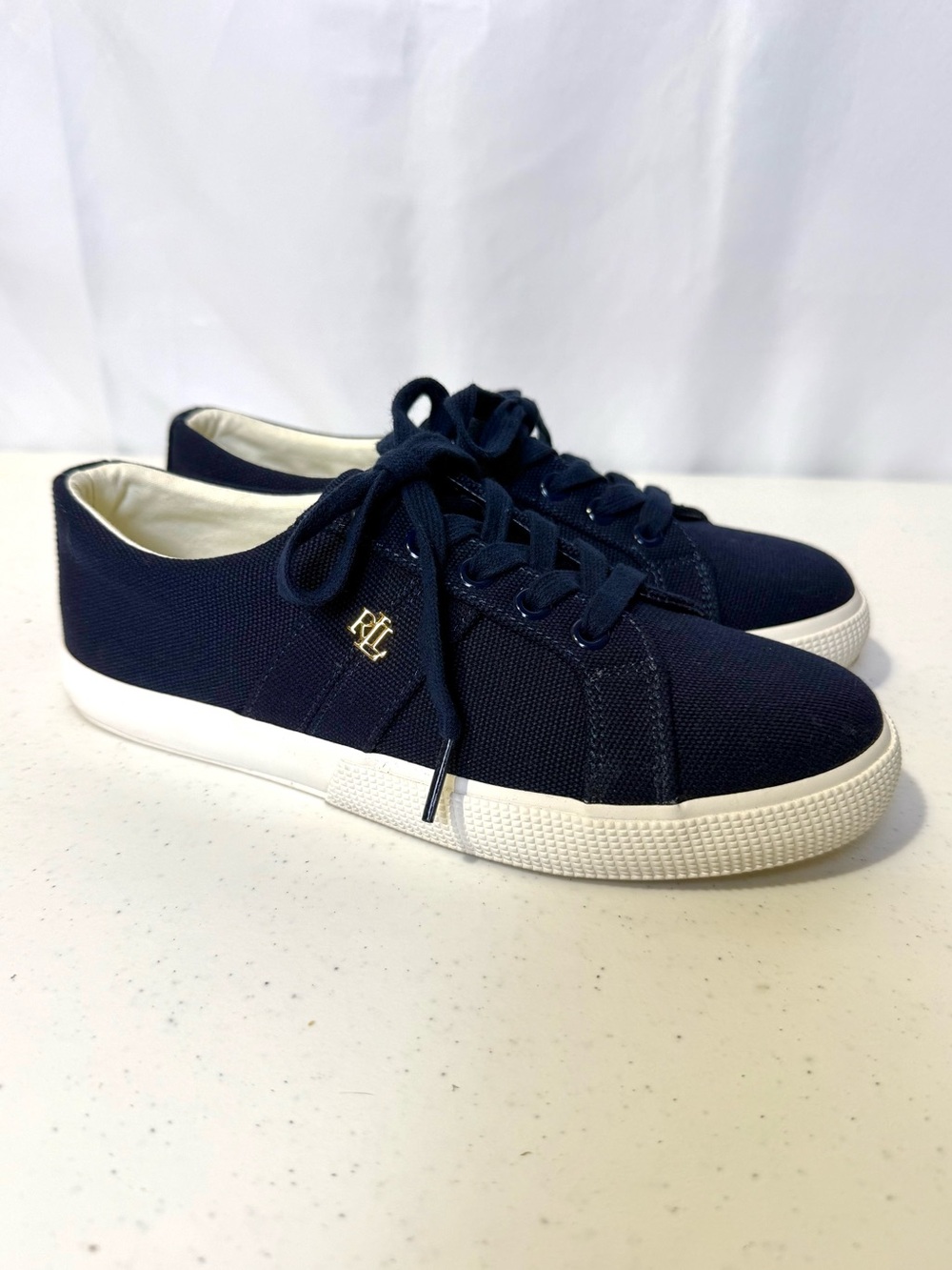 Lauren Ralph Lauren Janson II Navy Canvas Lace Up Sneakers Women’s 6.5